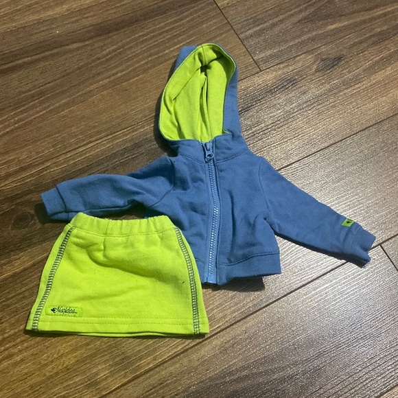 Maplelea Girl Doll Clothes - Picture 1 of 1